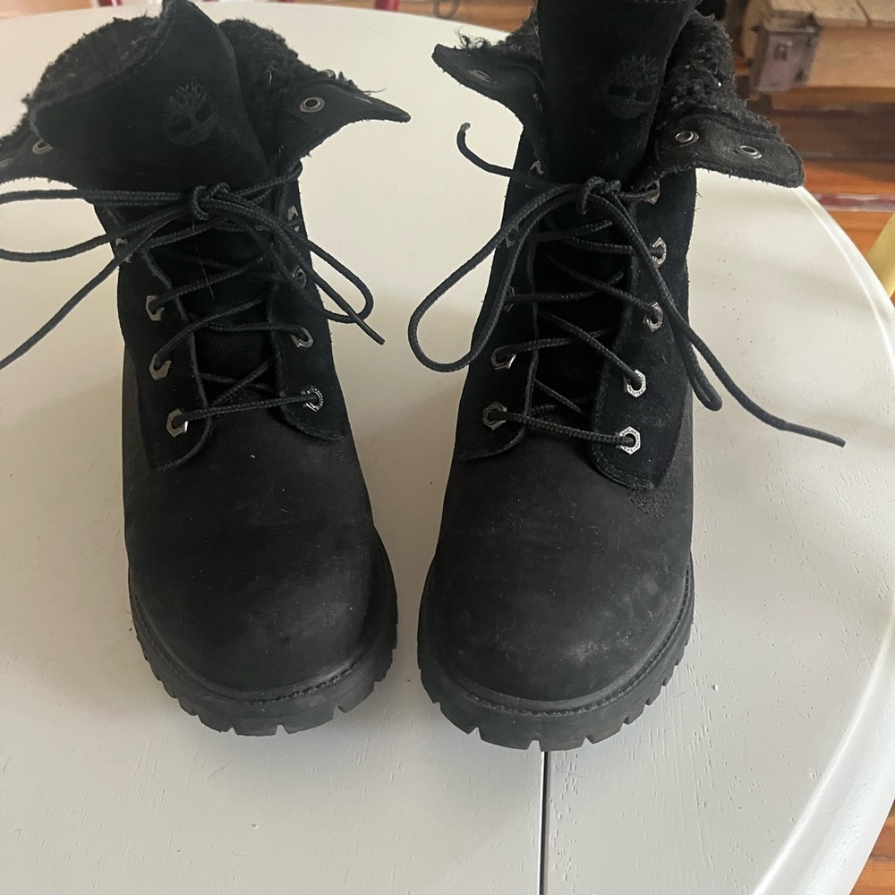Timberland Women’s 7.5 Suede Fleece Fold Down Boot Black